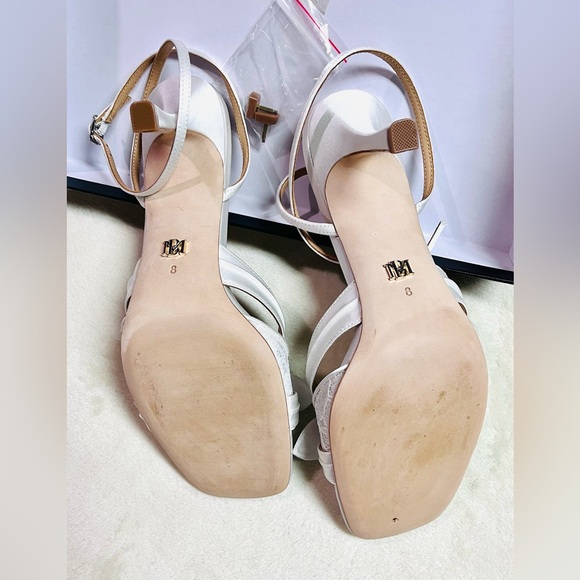 Badgley Mischka Women's Joselyn Heeled White Satin Sandal Size 8 - Picture 9 of 10